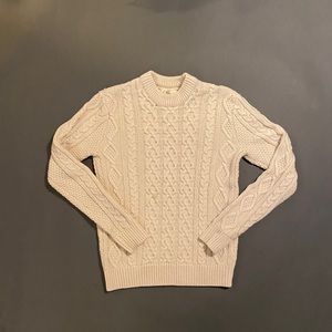 Cable knit Sweater